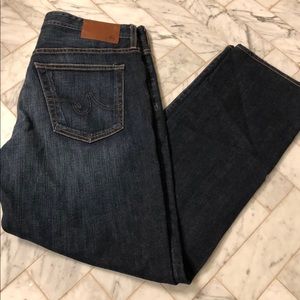 Like new! AG graduate - tailored leg slim straight